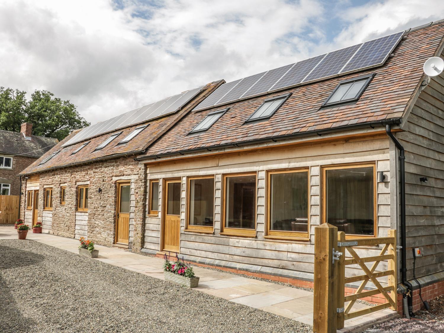 The Cow Byre, Heath Farm Villa Clee Saint Margaret Ngoại thất bức ảnh